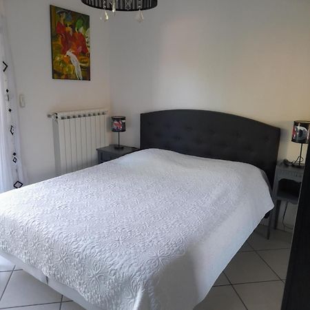Agreable Appartement A 1Km Du Centre De 拉特斯特德布赫 外观 照片
